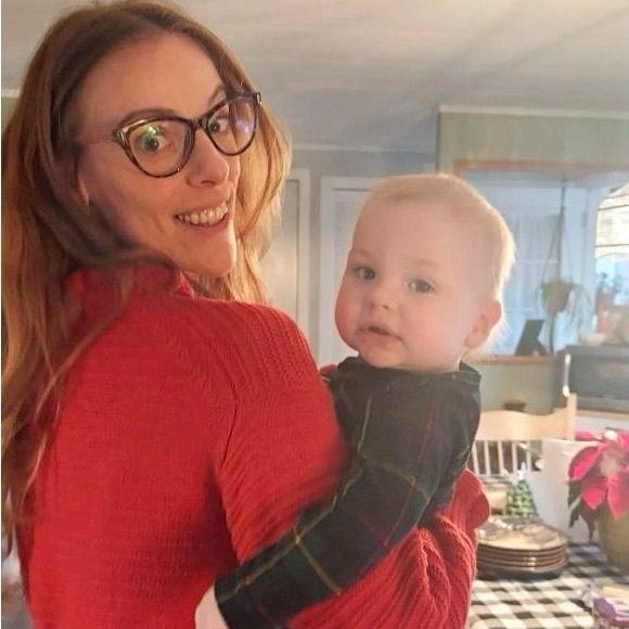 ๐ท Meet your Posher, Rachel ๐ฟ๐พ โ๏ธ โ๏ธ โ๏ธ - Picture 13 of 17